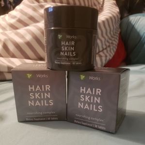 It Works HAIR SKIN NAILS